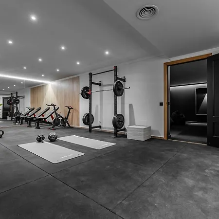 Villa Marbesa I Pool Gym Cinema Outdoor Bbq Parking Marbella