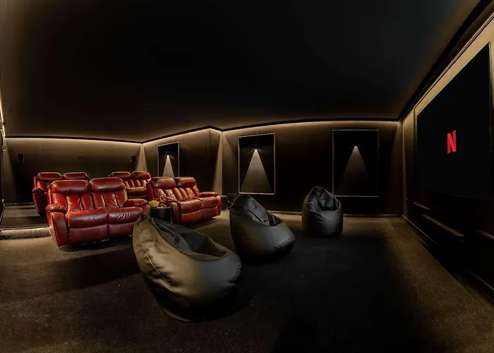 Villa Marbesa I Pool Gym Cinema Outdoor Bbq Parking Marbella