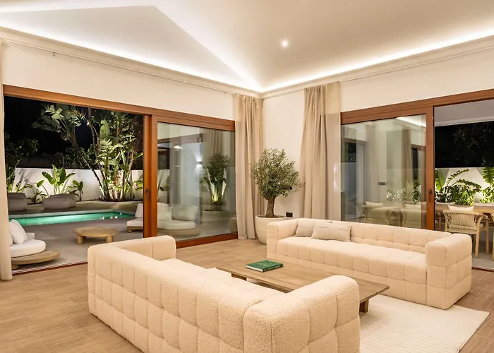 Villa Marbesa I Pool Gym Cinema Outdoor Bbq Parking